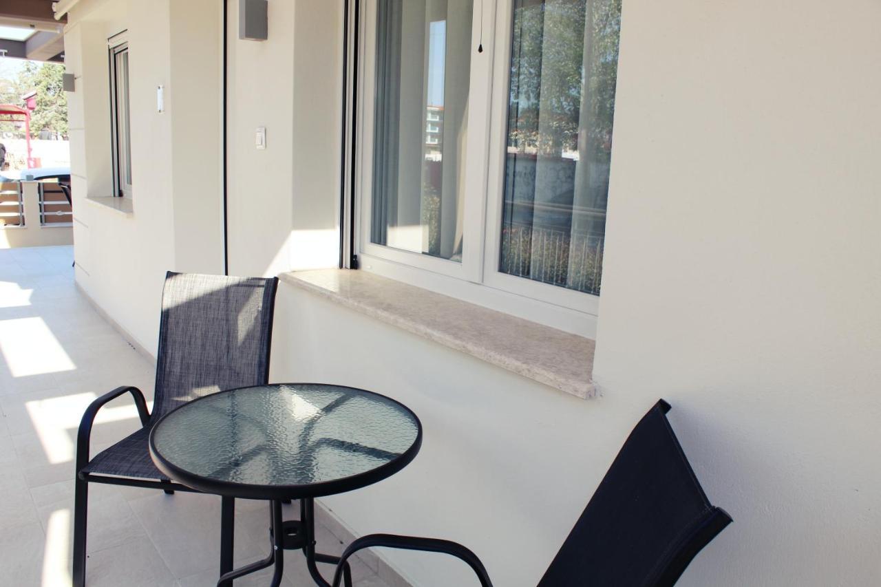 Saan Luxury Living Apartman Nea Kallikrateia Kültér fotó